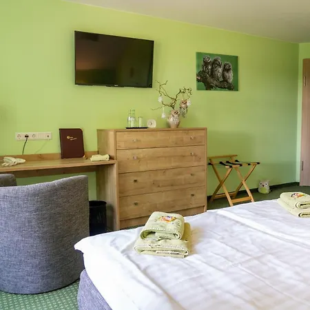 Zur Waldhufe Hotel 3*