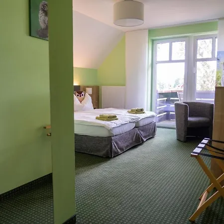 Zur Waldhufe Hotel 3*